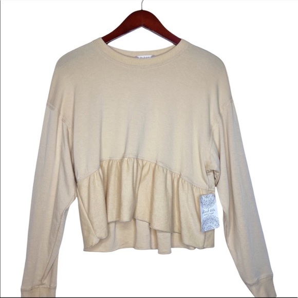 Altar'd State Tops - ALRAR’D STATE NWT Mica Ruffle Peplum Hem Top Size Medium in New Wheat Tan